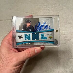 Autographed 2006-07 Upper Deck Sweet Shot Stitches Patrick Marleau Jersey Card